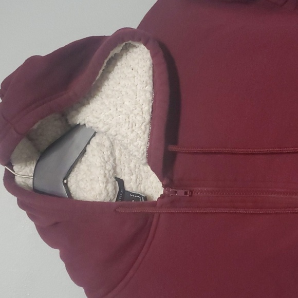 Forever 21 Jacket Mens Size Small  Burgundy Sherpa-Lined Hoodie Zippered - Picture 3 of 8